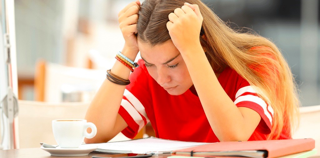 How academic pressure affects students mental health